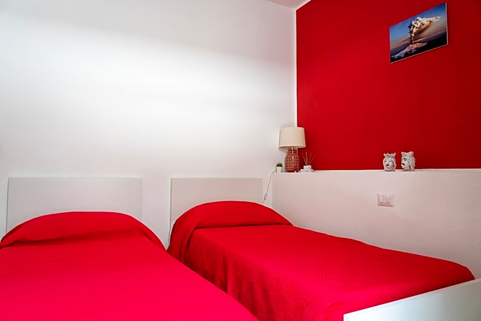 Portosalvo Rooms