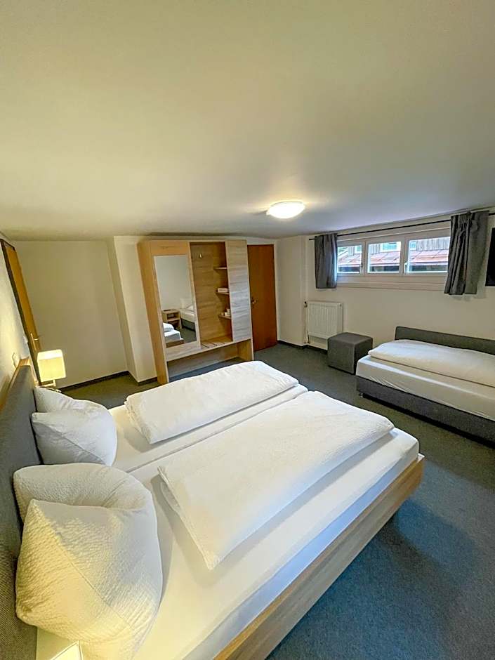 Mountain Hostel City