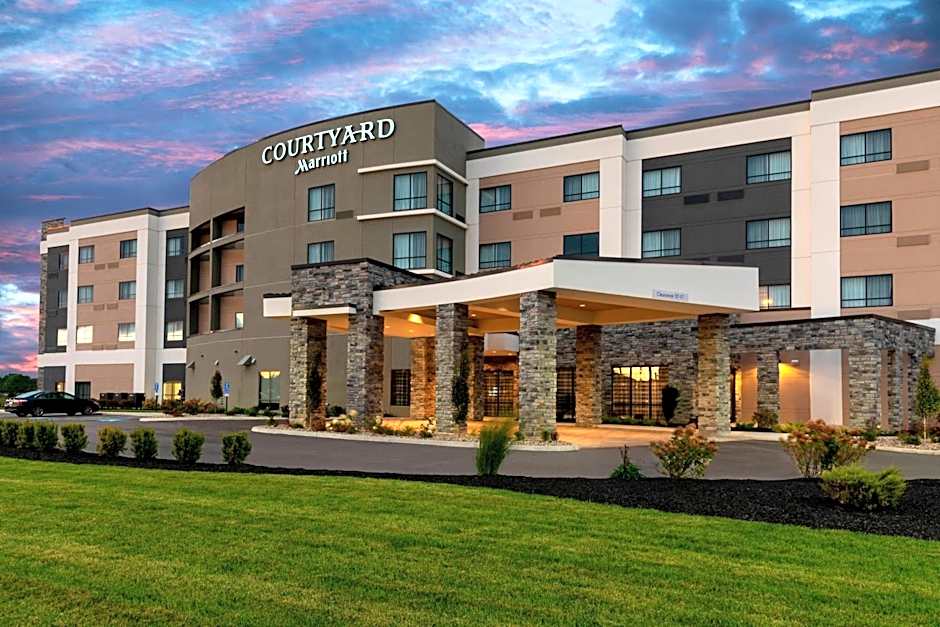 Courtyard by Marriott Cleveland Elyria