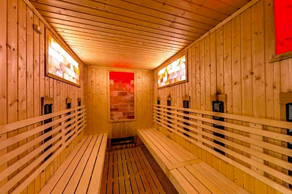 500м. от лифта Сладък дом в Белведере СПА комплекс