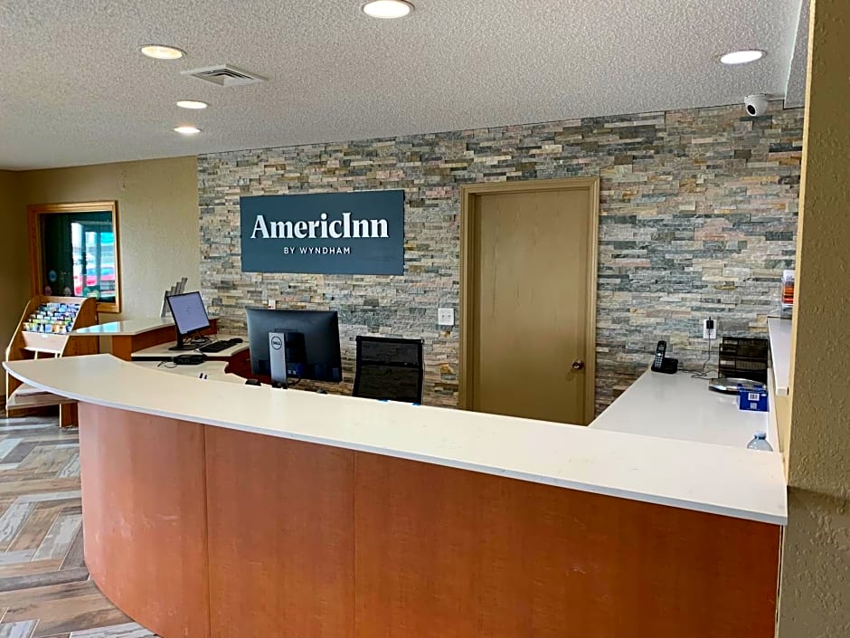 AmericInn by Wyndham Prairie du Chien