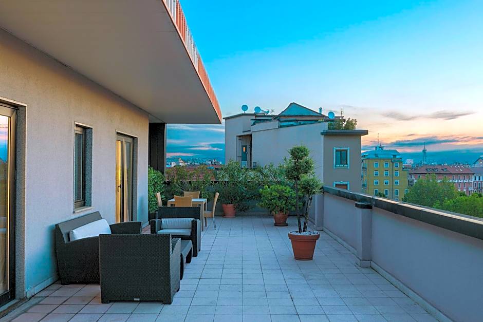 Photo 1 of 1 of Presidential 1 Bedroom 1 King Bed Suite, Balcony