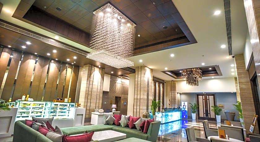 Efcee Sarovar Premiere