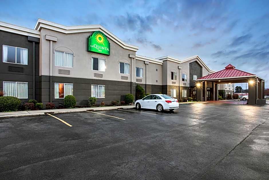 La Quinta Inn & Suites by Wyndham Decatur