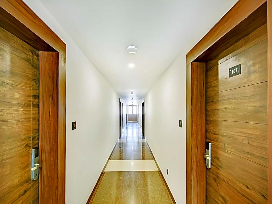 Via Heera Holiday Inn