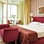 UNA Hotels The One Milano Hotel & Residence