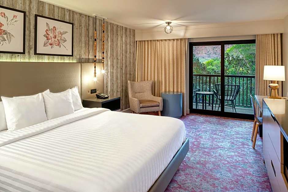 Cliffrose Springdale, Curio Collection by Hilton