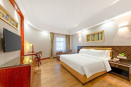 Boutique King Room