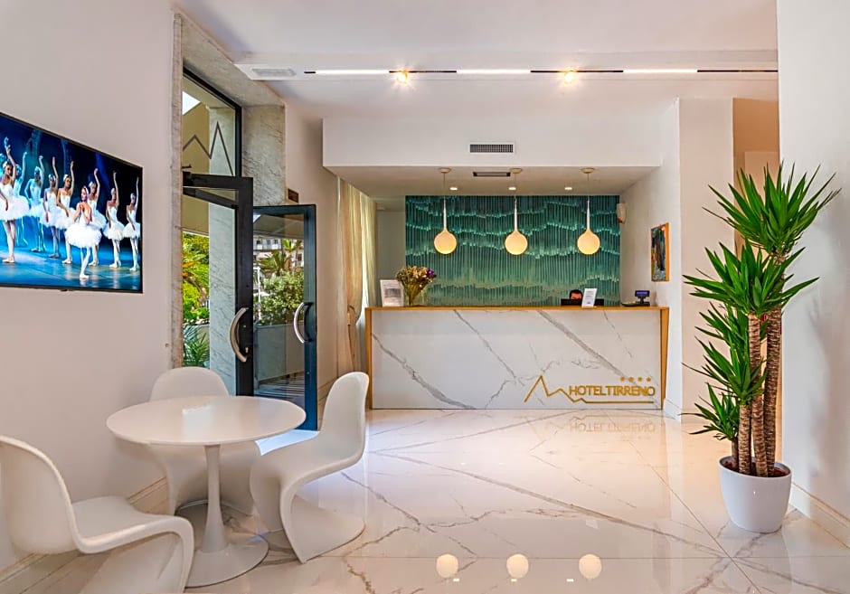 Hotel Tirreno