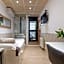 Hostal House