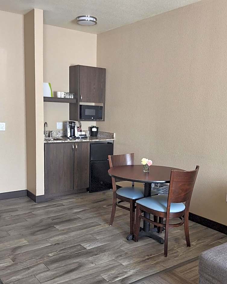 Island Suites