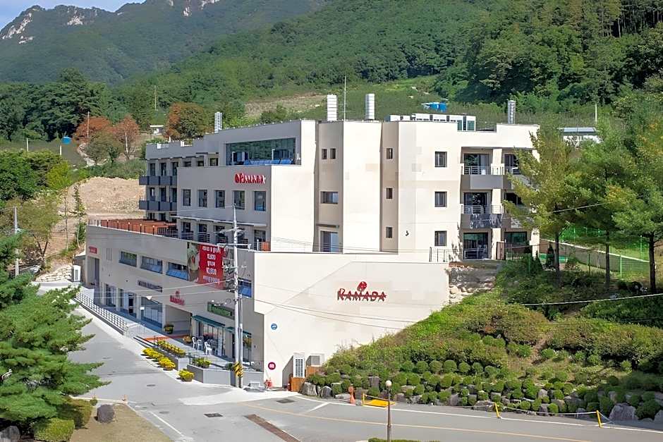Petro Hotel