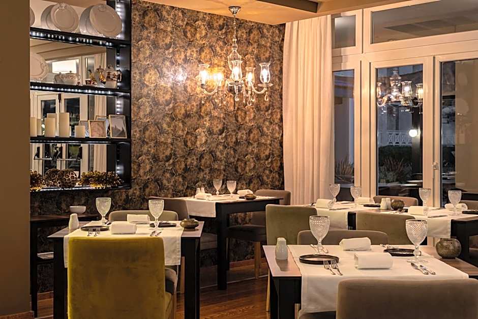 Onyria Quinta da Marinha Hotel