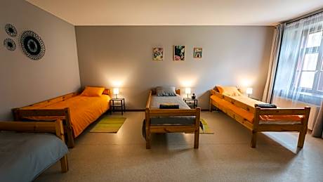 6-Bed Mixed Dormitory Room