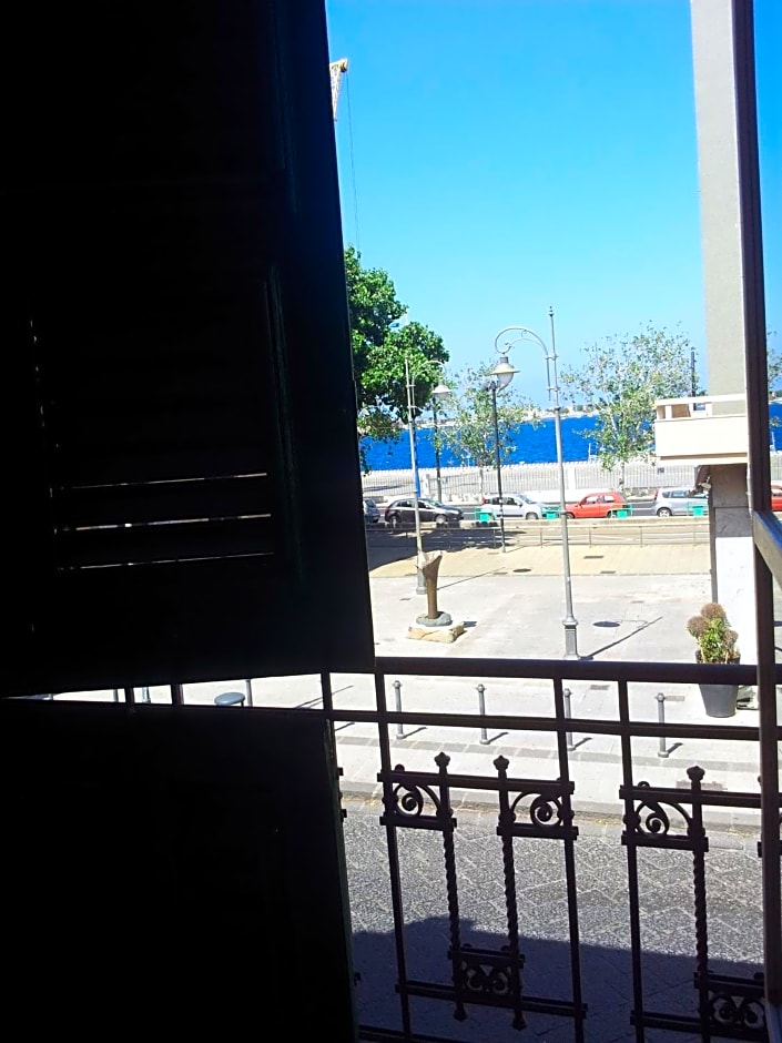 Opera Relais