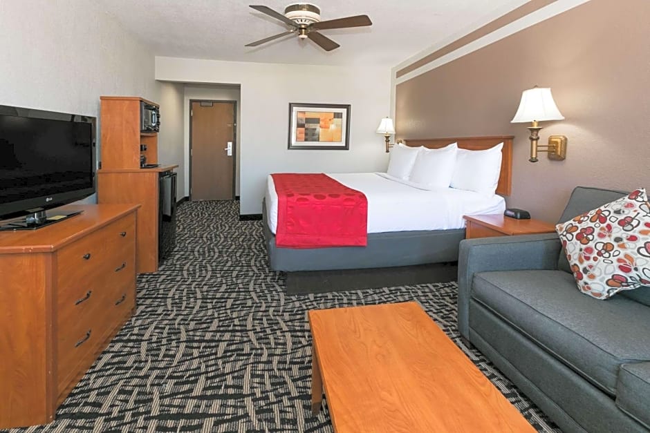 Ramada by Wyndham Oklahoma City Airport North