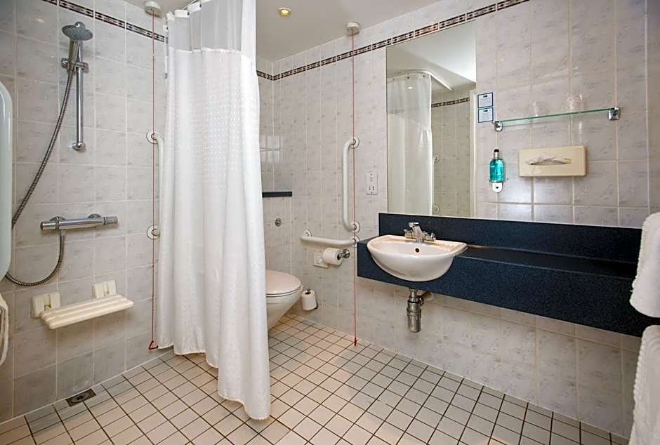 Holiday Inn Express Lichfield By IHG