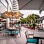 Wyndham Guayaquil, Puerto Santa Ana