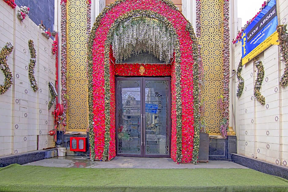 OYO 26766 Laxmi Abode – Delhi, NY