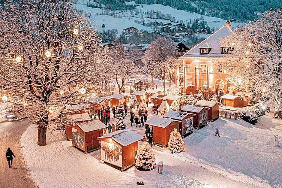 Österreichischer Hof-im Bademantel direkt in die Alpentherme