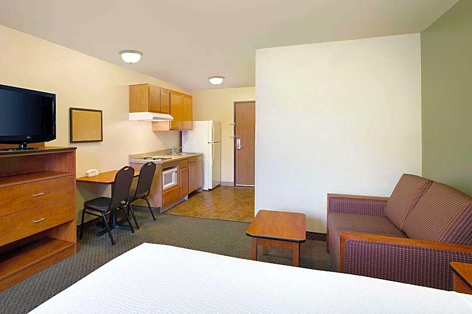 WoodSpring Suites Richmond West I-64