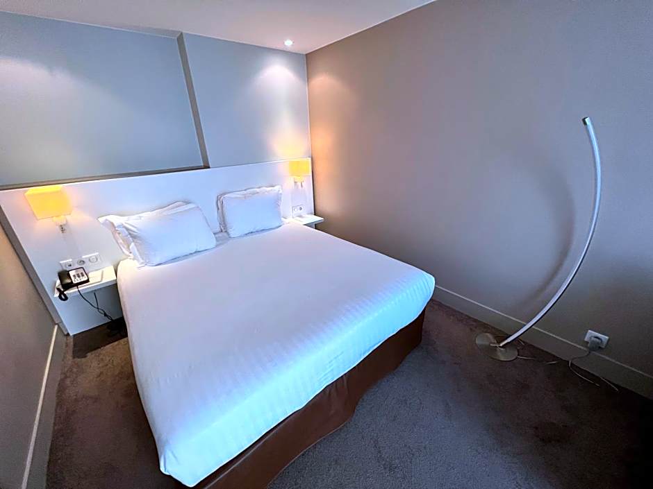 Holiday Inn Paris-Auteuil By IHG