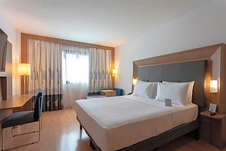 Double Room - Non-Smoking