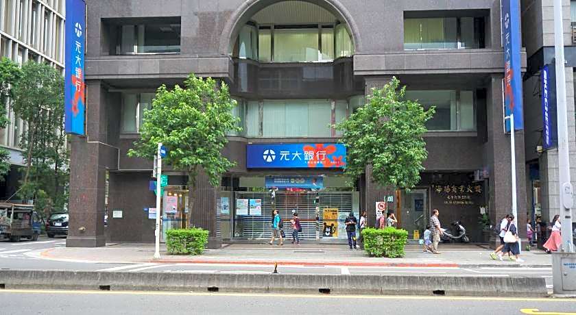 Chian Huei Business Hotel