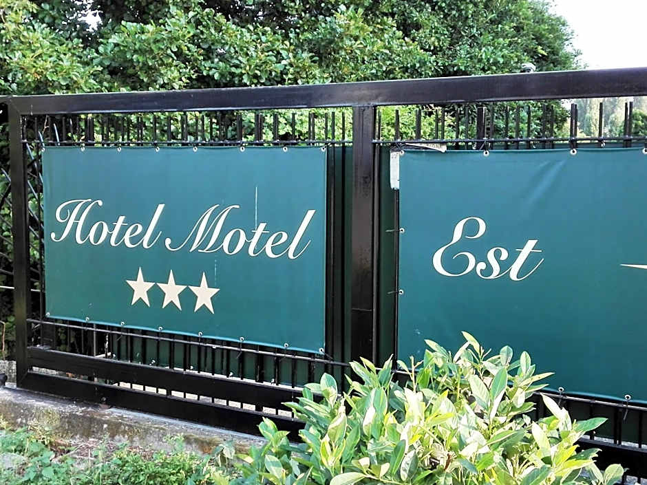 Hotel Motel Est