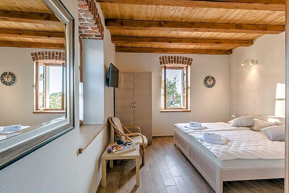 MY DALMATIA - Authentic villa Dumina with private heated pool