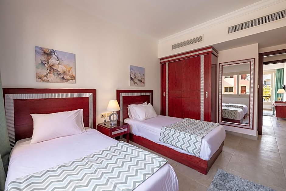 Oyster Bay Beach Suites