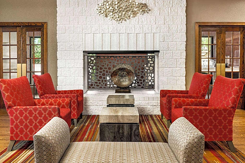 Ramada by Wyndham Albuquerque Airport