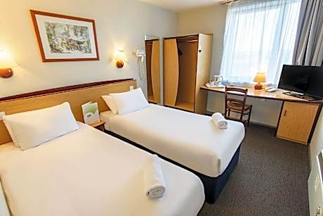 2 Single Beds - Superior room
