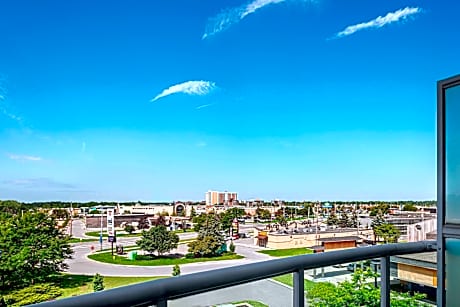 Tower Suite with 1 King Bed