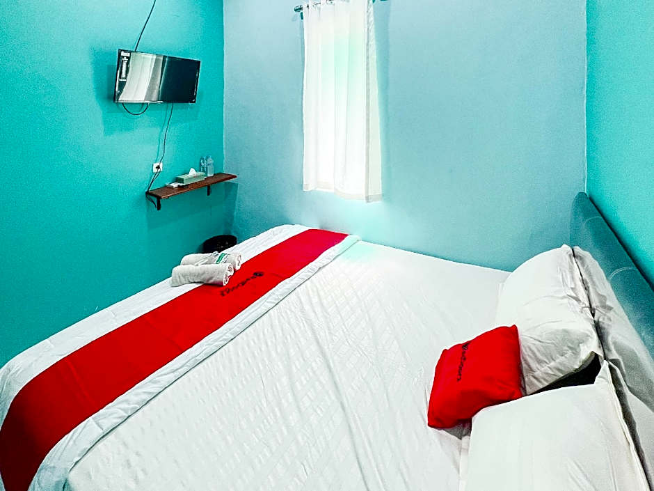 RedDoorz near Sunrise Mall Mojokerto