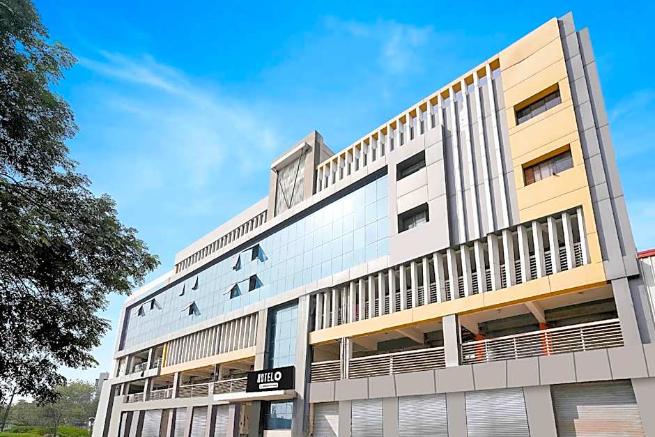Dev Orchid By OYO Rooms – Ahmedabad, TN