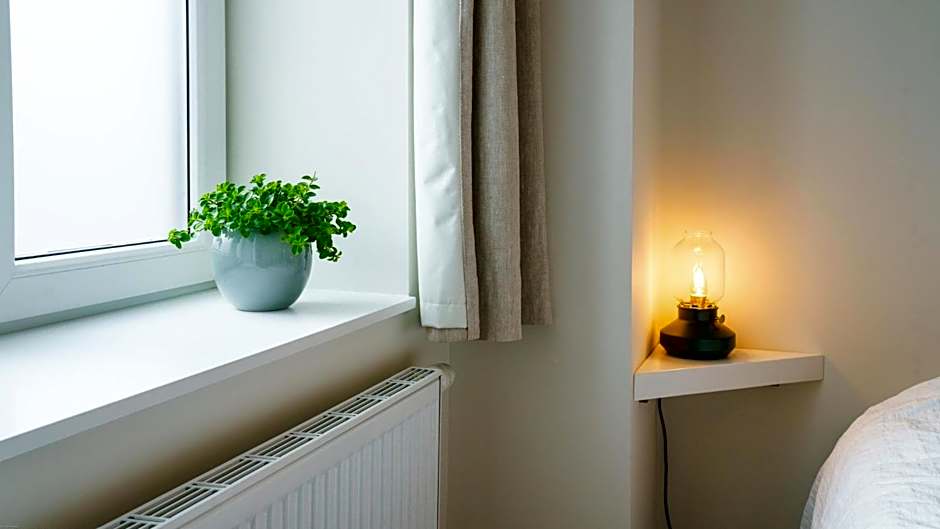 LOGIES-M Comfort Studios Inc Bikes B&B
