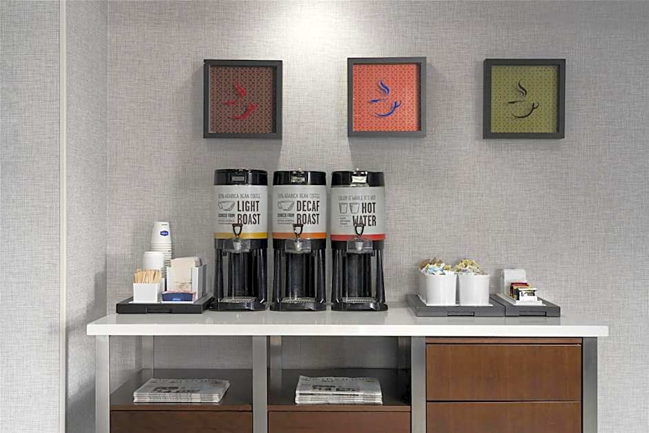 Hampton Inn By Hilton & Suites Yonkers - Westchester, NY