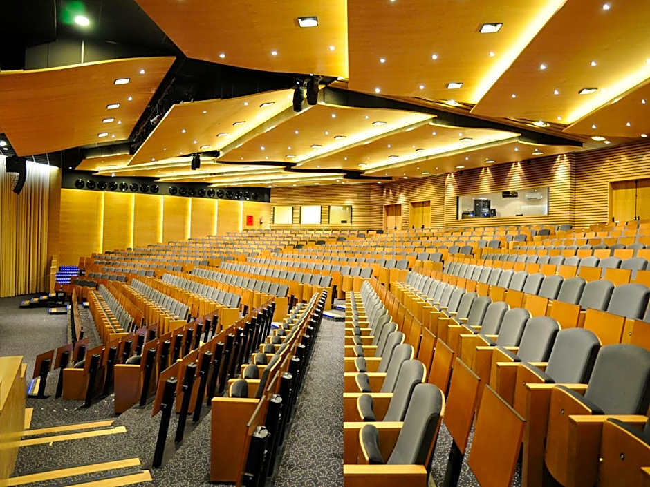 Beatriz Toledo Auditorium & Spa