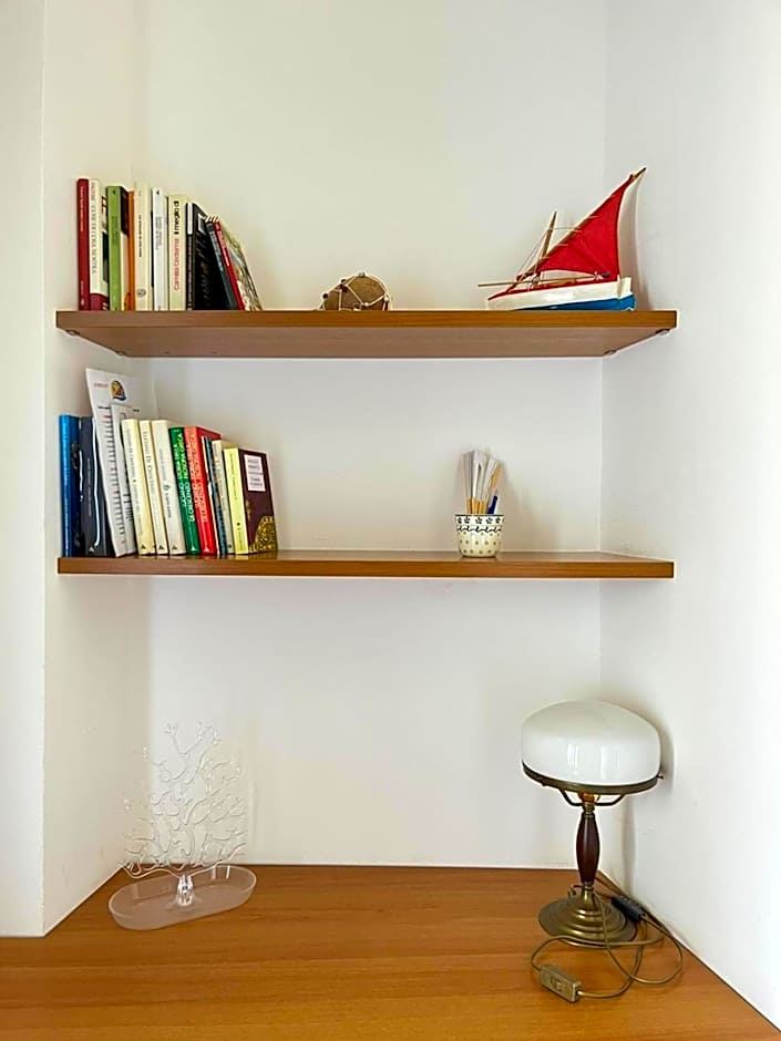 VelaLatina Residence B&B Soverato - Camera Maestrale & Camera Tramontana