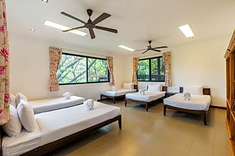 Family Suite (5 Adults)