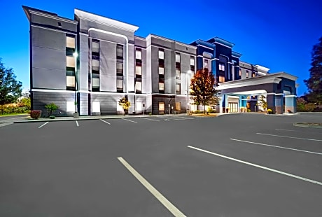 Hampton Inn By Hilton And Suites Syracuse Erie Blvd I690