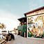 Thompson Zihuatanejo, A Beach Resort by Hyatt
