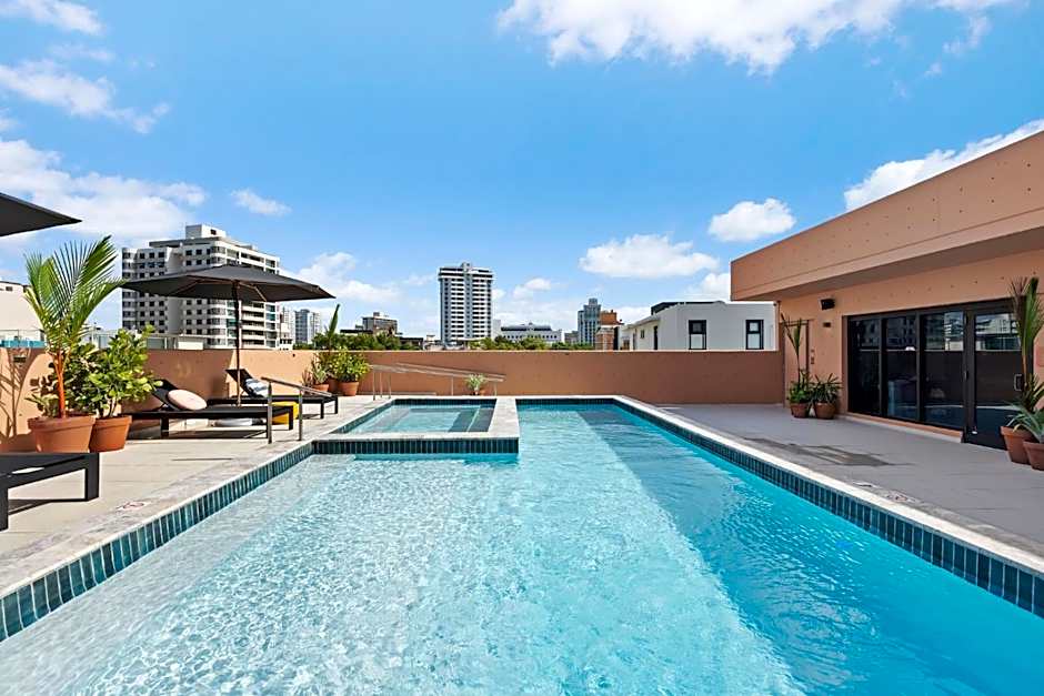 HiBird- Apartment and Suites Hotel