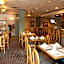 Oakland Airport Executive Hotel