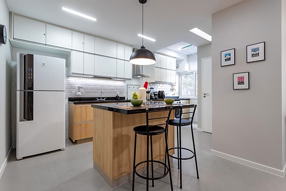 Apartamento em Botafogo a 9min da praia - MRF1307