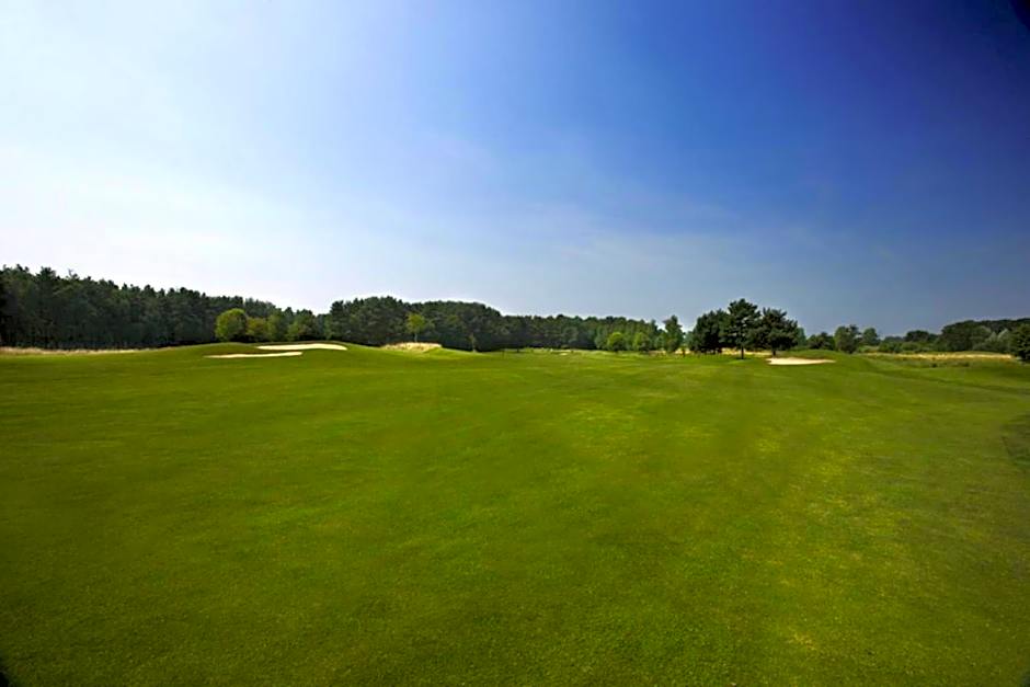 The Warwickshire Hotel and Country Club