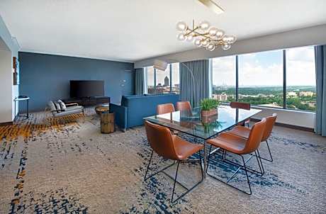 Executive Floor Largest Parlor