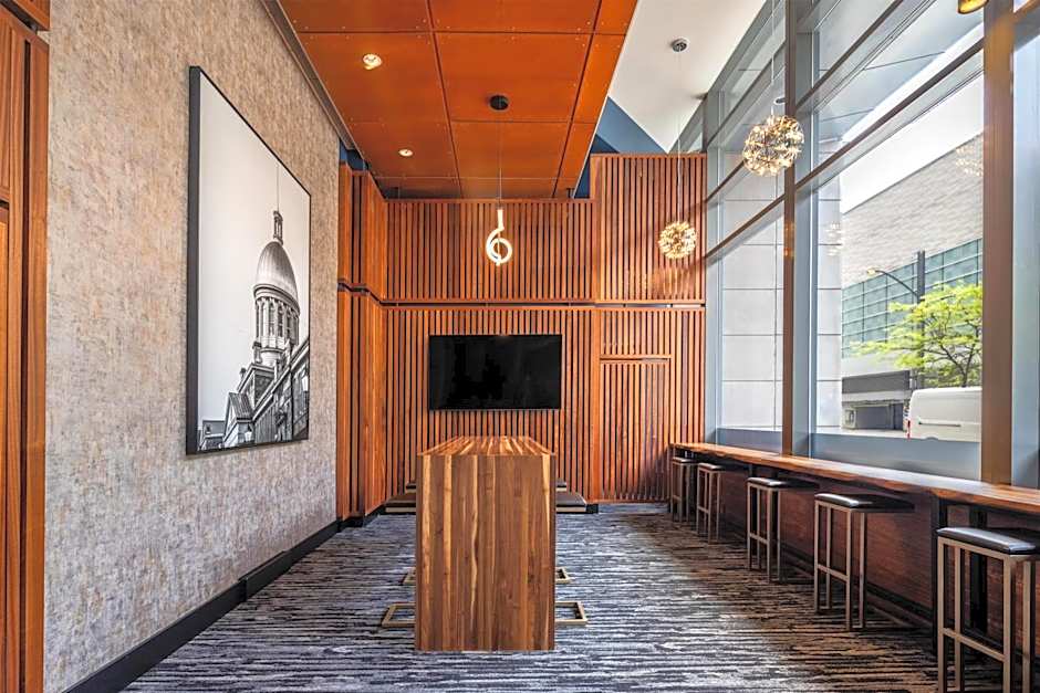 Embassy Suites by Hilton Montreal
