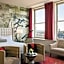Renaissance by Marriott Pittsburgh Hotel